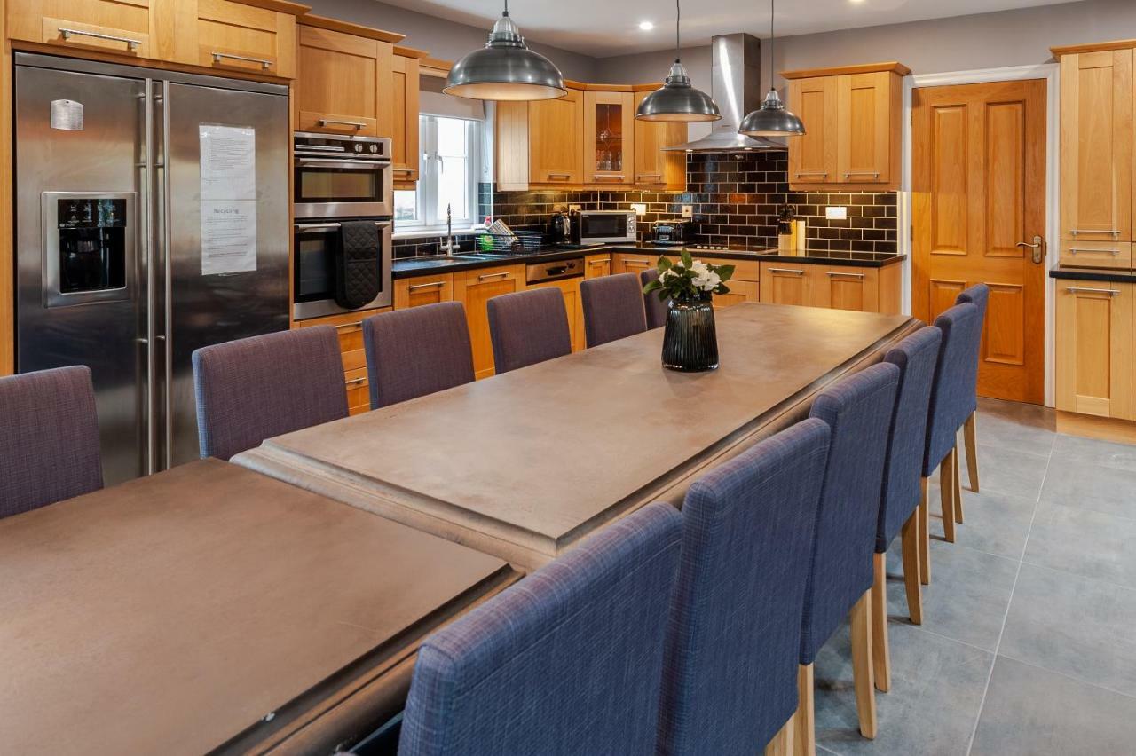 Four Winds,Kinsale Town,Exquisite Holiday Homes,Sleeps 26 Экстерьер фото